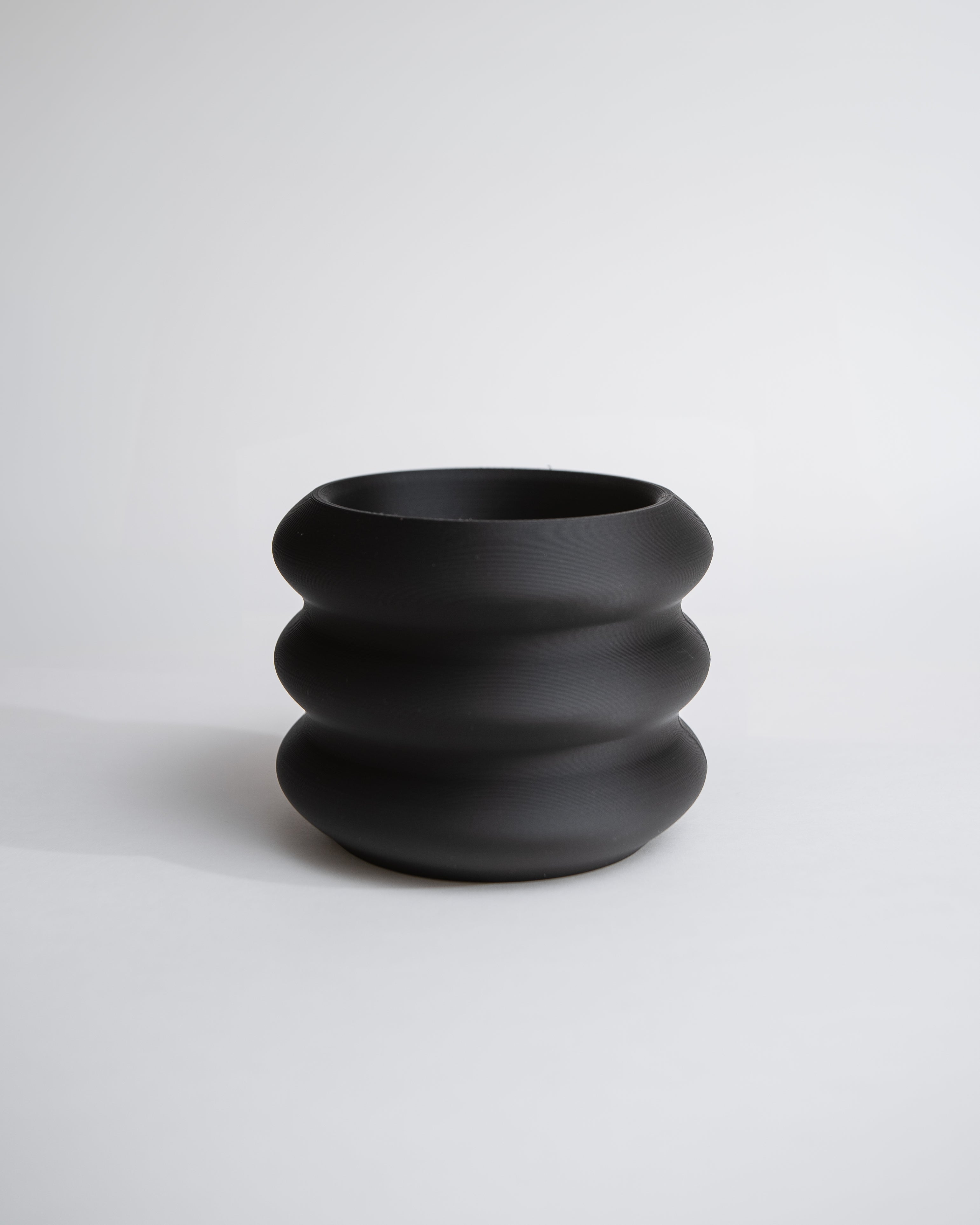 TRIAN Planter